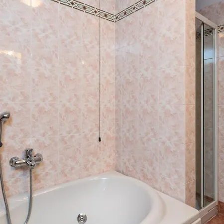 Lawanda B&B Idro